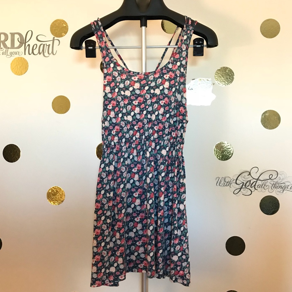 🎄Forever21 Summer Dress Mini🎄
